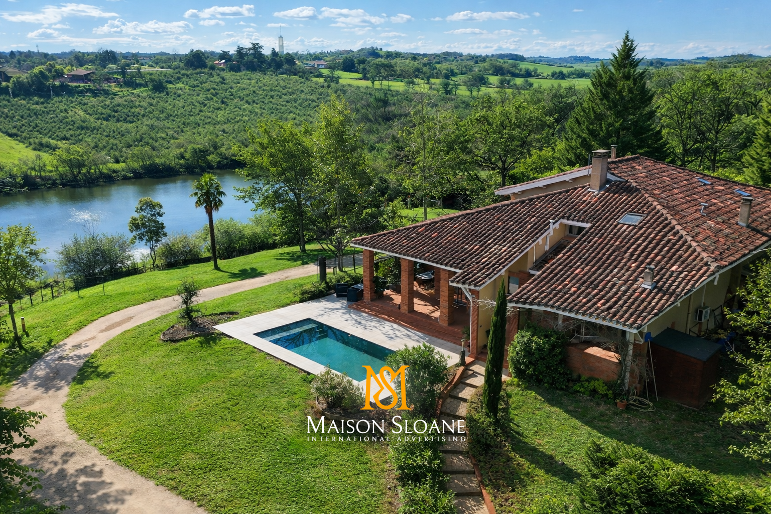 Maison avec Vue Pyrénées, Lac Privé et 1,3 ha de Terrain
